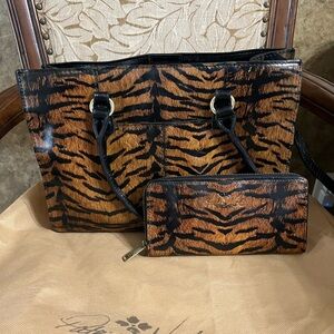 Patricia Nash Bundle with a wallet and dust bag.